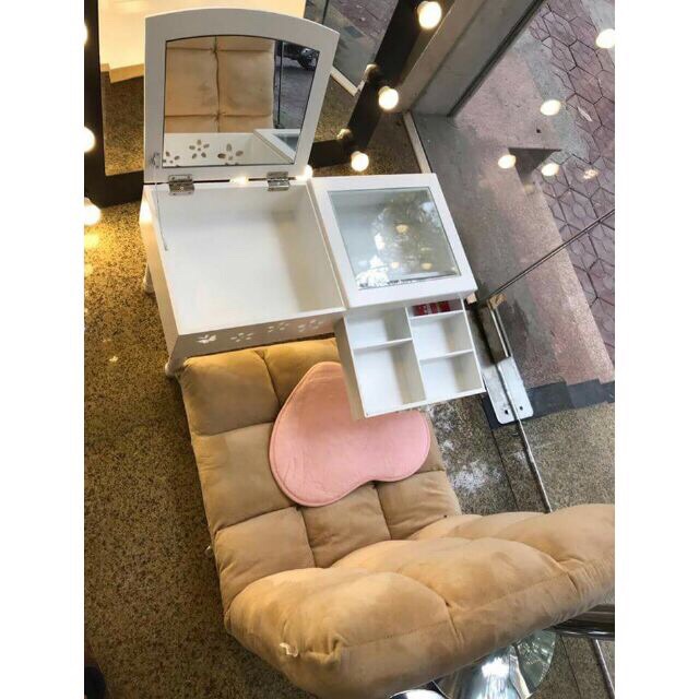 Bàn trang điểm mini | BigBuy360 - bigbuy360.vn