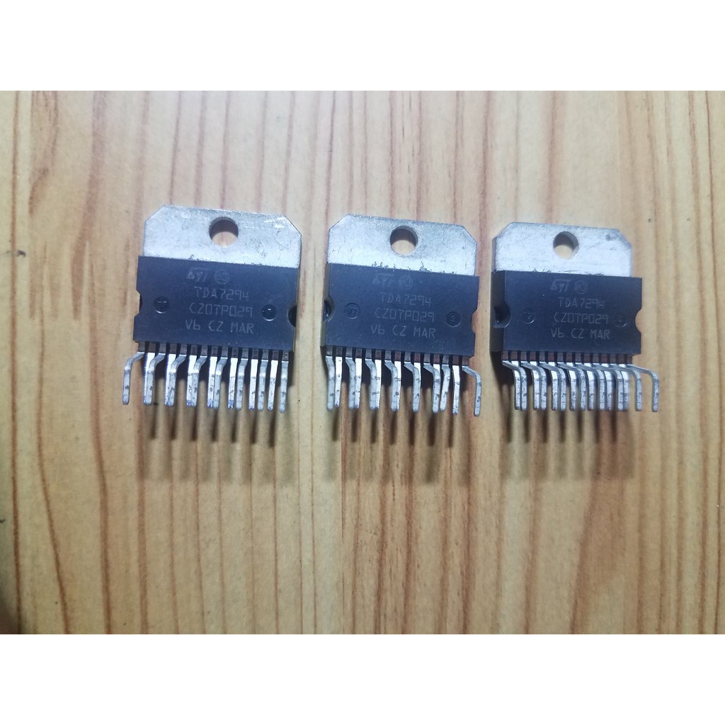 IC TDA7294
