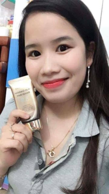 Kem nền BB Cream Multi Graduation Blemish Balm | BigBuy360 - bigbuy360.vn