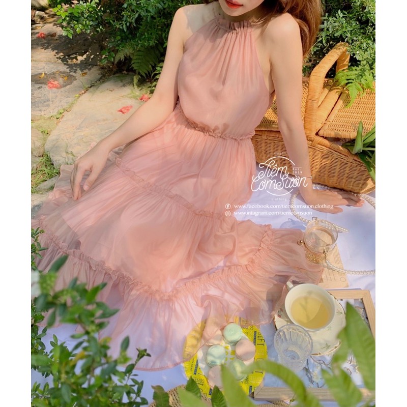 Đầm tơ voan cao cấp, cổ yếm dáng xoè bồng bềnh - Sakura Dress - TẶNG KÈM HOA TRÀ CÀI ÁO