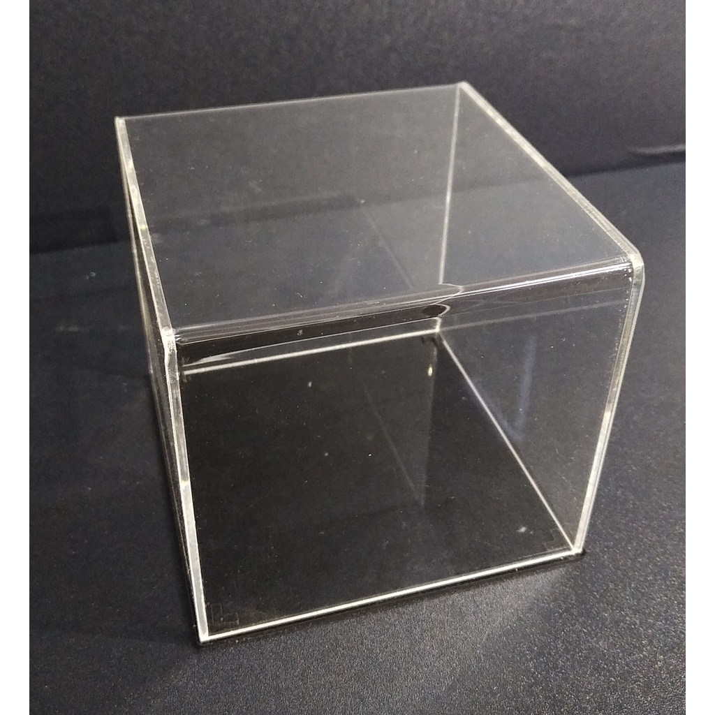 Hộp mica trưng bày sản phẩm, hộp mica trong suốt chống bụi 35x35x35cm có đế đen
