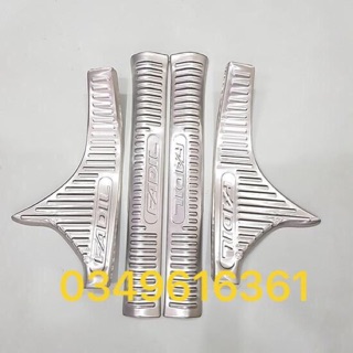 Ốp bậc cửa vinfast fadil -bộ 8 miếng inox trong ngoài ô tô