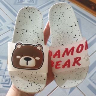 Dép quai ngang đi trong nhà bên chữ bên hình gấu