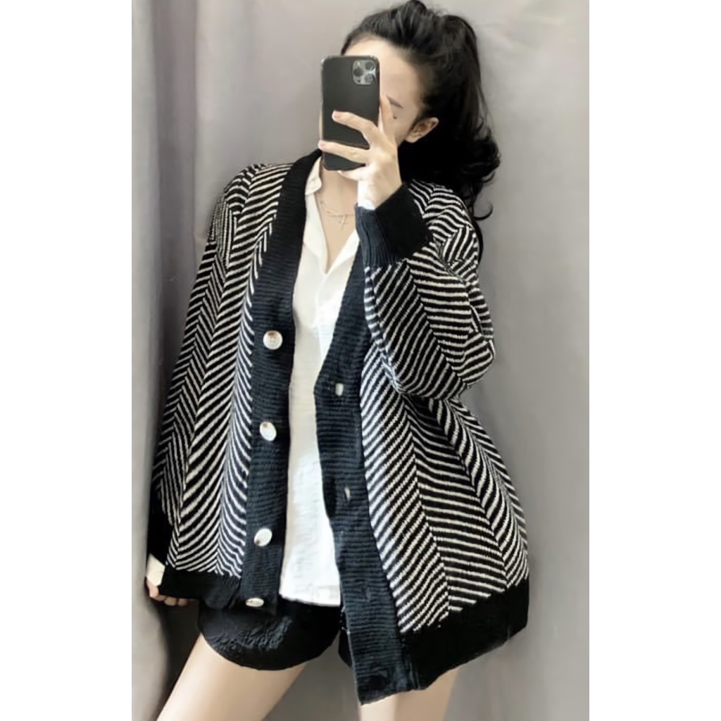 [ÁO CHOÀNG] Cardigan Nữ Dày Dặn, Áo Khoác Len 2 Màu Mix Chân Váy Quần Jeans Siêu Hàn Quốc | BigBuy360 - bigbuy360.vn