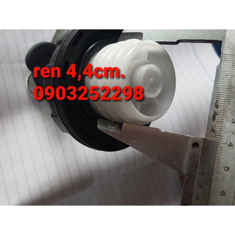 Nắp bình dầu hyundai 3t5,hd65,hd72,hd99,1t25 k200,k250, bongo3, hd nâng tải có khóa