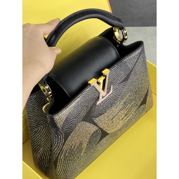 Túi công sở LV Capucines 2 Ngăn Da Bò full box