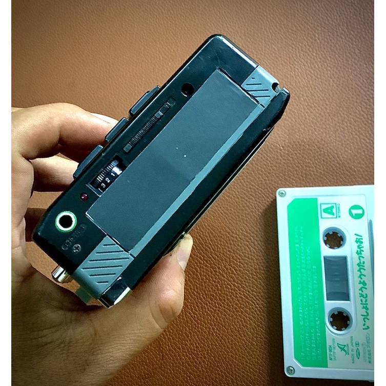 Máy cassette Aiwa HS-G39