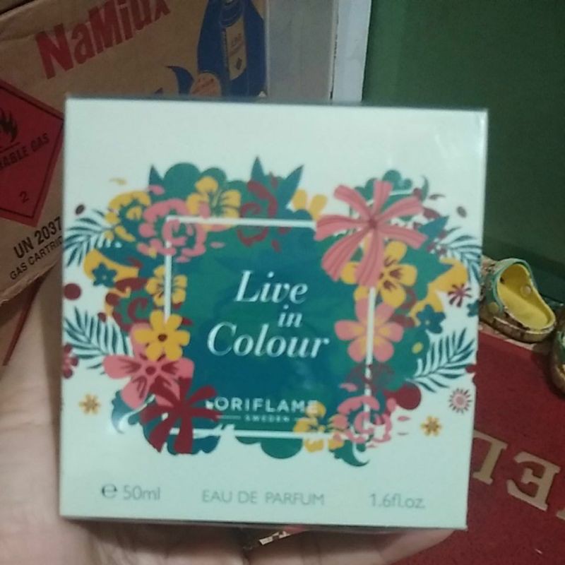 Nước hoa nữ Live in Colour