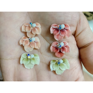 hoa bột dán móng chân