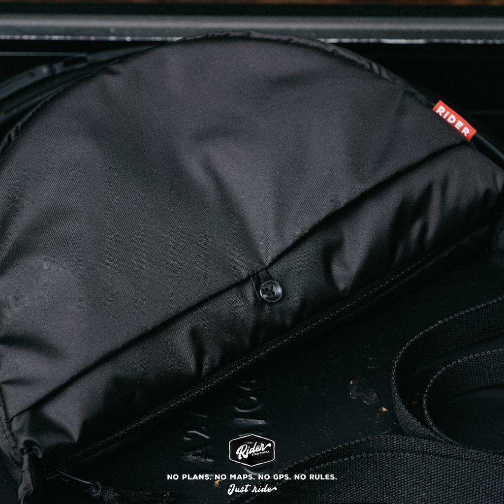 Túi đeo chéo vải dù lót bông Rider Half Moon Bag - Phong cách đường phố