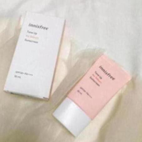 Kem chống nắng innisfree no sebum (màu hồng) | BigBuy360 - bigbuy360.vn