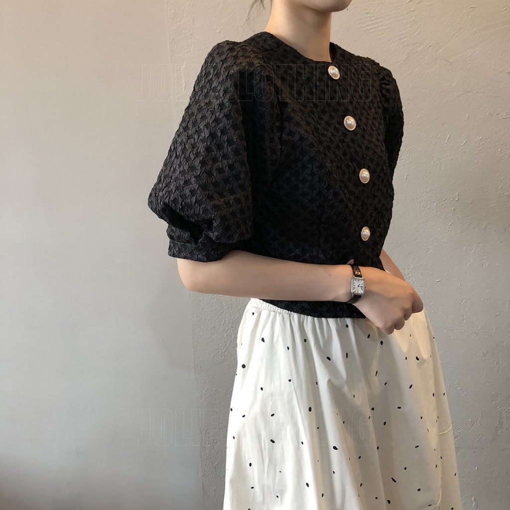 Áo kiểu tay ngắn dáng lửng, áo croptop tay bồng đính khuy tròn sang trọng, áo sơ mi nữ ngắn tay chất vải xốp sang trọng