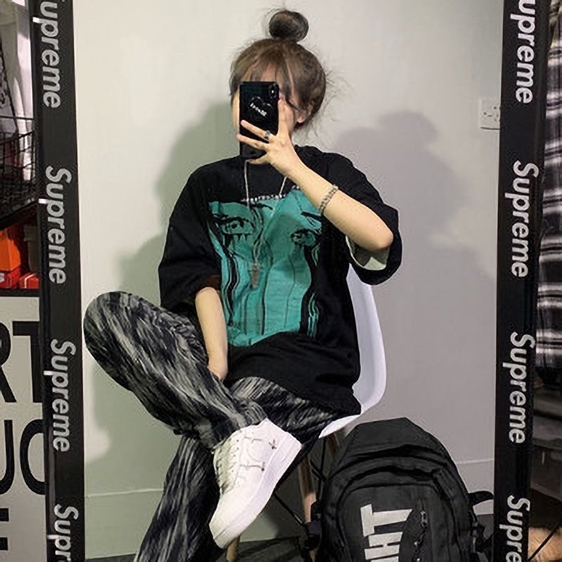 Set Áo Thun Ngắn Tay Và Quần Short Ống Rộng Họa Tiết Caro Thời Trang Cho Nữ