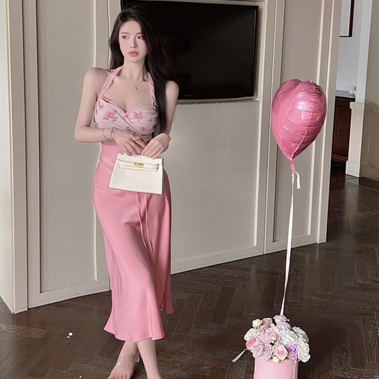 Bộ Áo Hai Dây + Chân Váy Lưng Cao Thời Trang Mùa Hè Hàn Quốc Hàng Mới