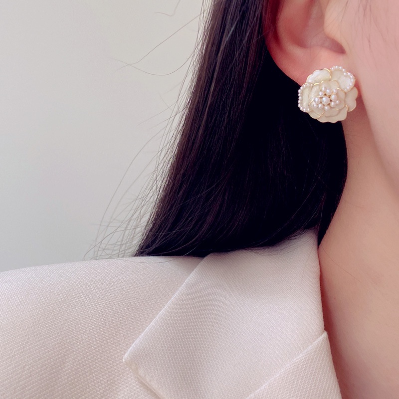 Bông Tai S925 Hình Hoa Trà Đen Đính Ngọc Trai Giả Phong Cách Cổ Điển Cho Nữ