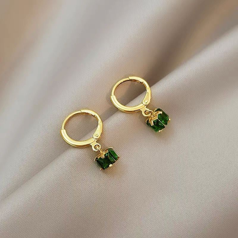 Khuyên tai đính đá zircon màu ngọc lục bảo thời trang