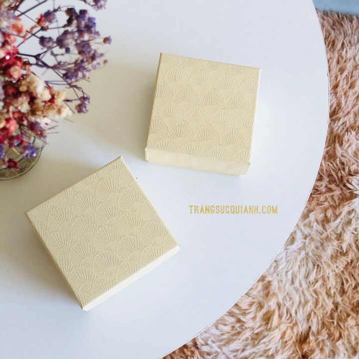 HỘP ĐựNG TRANG SứC CỠ 7.3CM X 7.3CM