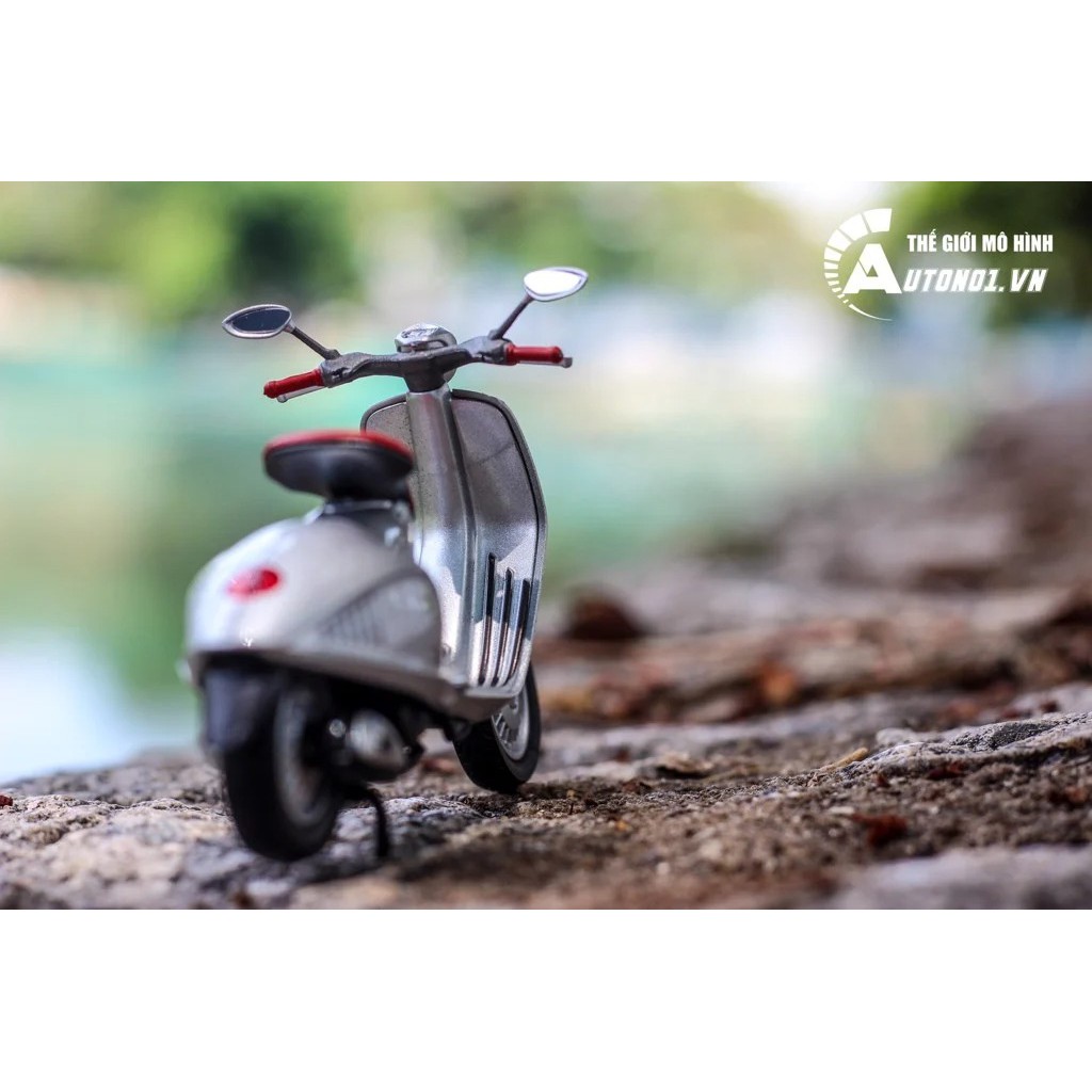 Mô hình xe Vespa 946 2014 Silver 1:18 Welly 7171G