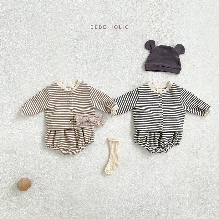 Bộ Áo Thun Tay Dài Kẻ Sọc + Quần Short 2 Món Cho Bé Trai Sơ Sinh