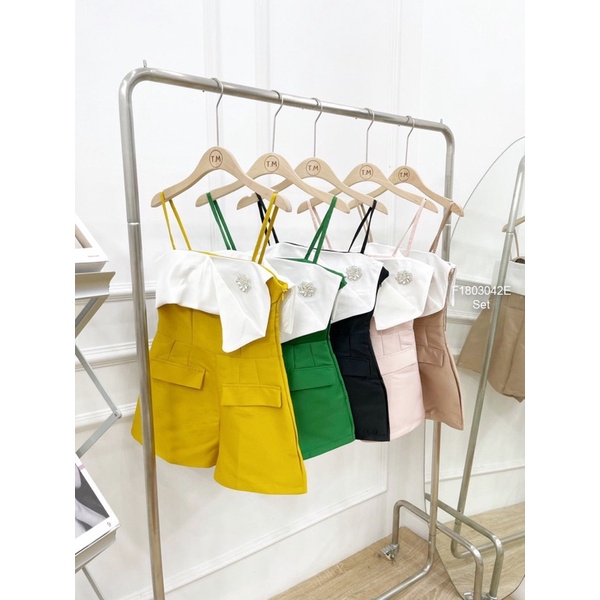 Jumpsuits 2 dây túi nắp