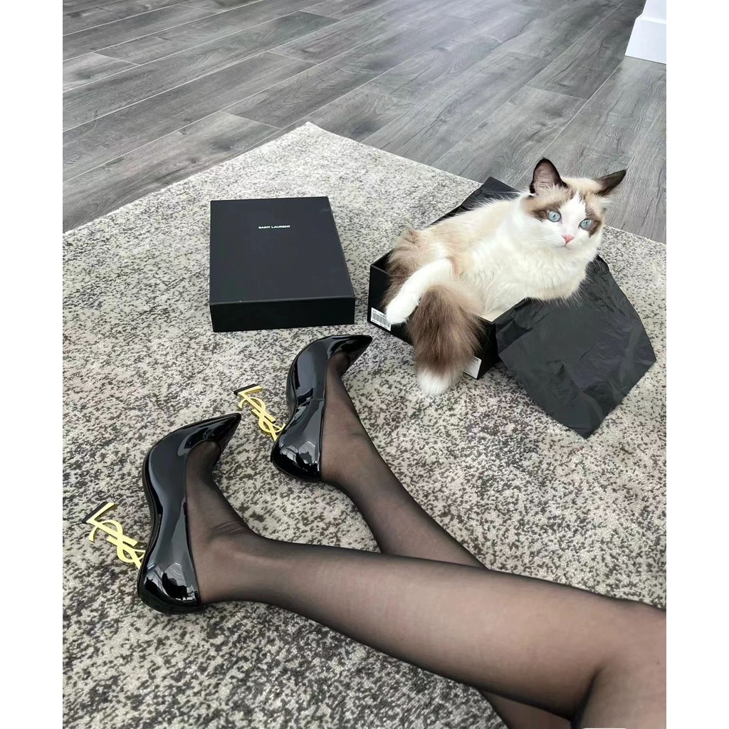 Giày Cao Gót Da Bóng Đế Bằng Màu Vàng Cho Nữ