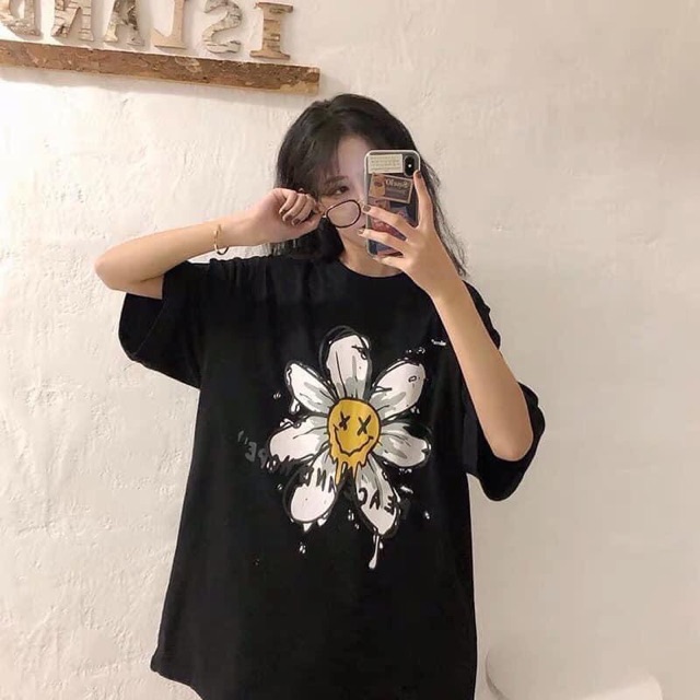 áo phông nữ in hình dáng rộng dài