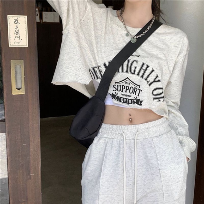Áo thun dài tay croptop form rộng sexy đáng yêu