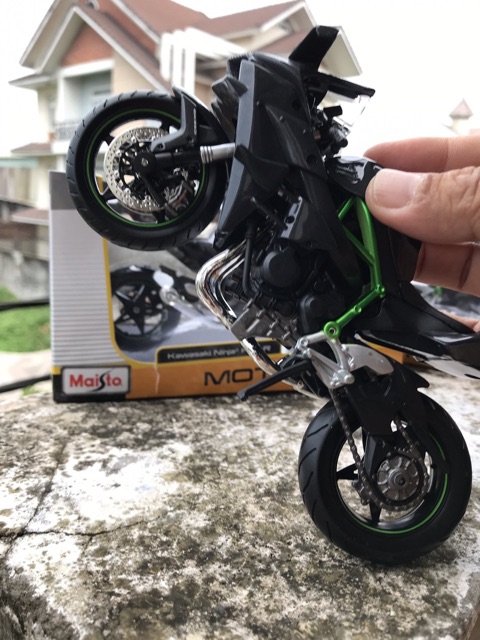 Mô hình xe KAWASAKI NINJA H2R tỷ lệ 1:12