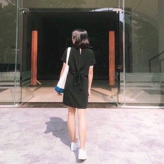 ĐẦM NƠ LƯNG ĐEN ĐƠN GIẢN HỞ ÍT PHÍA SAU LƯNG