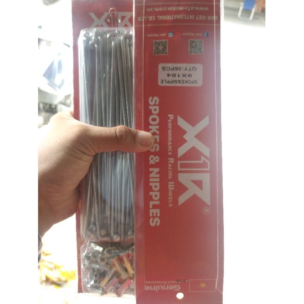 Căm x1r chính hãng ( Giá 2 bánh )