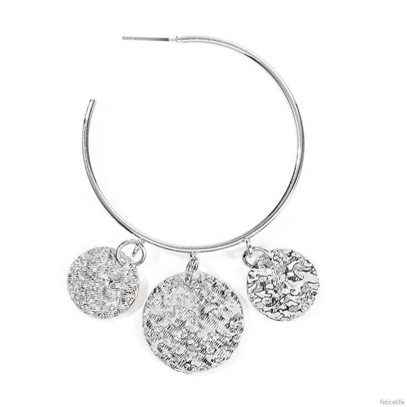 Hoa tai dáng tròn phong cách retro