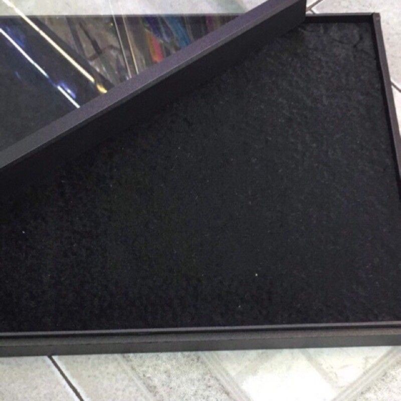 Khay nhung trơn có nắp kính 23×31×5