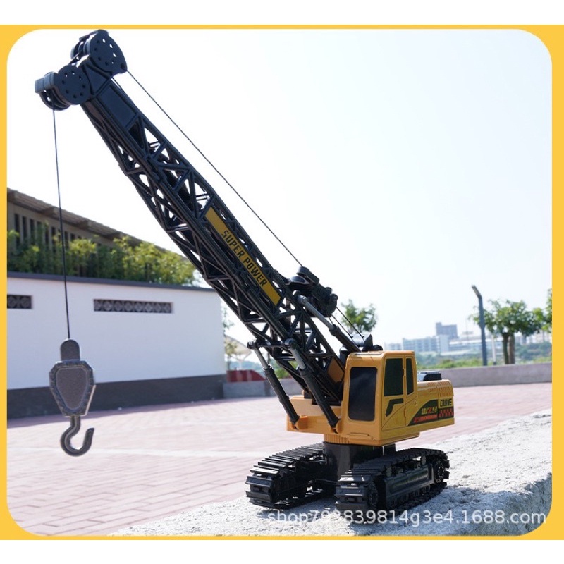 Xe cẩu bánh xích điều khiển ,rơ móc bằng kim loại