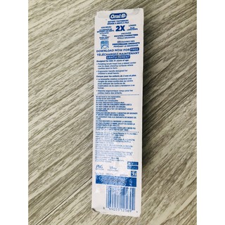 Bàn chải đánh răng Oral B chạy pin cho bé