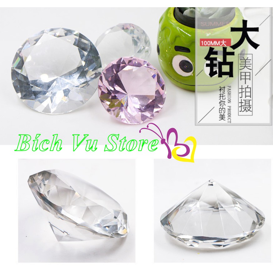 Kim cương chụp hình