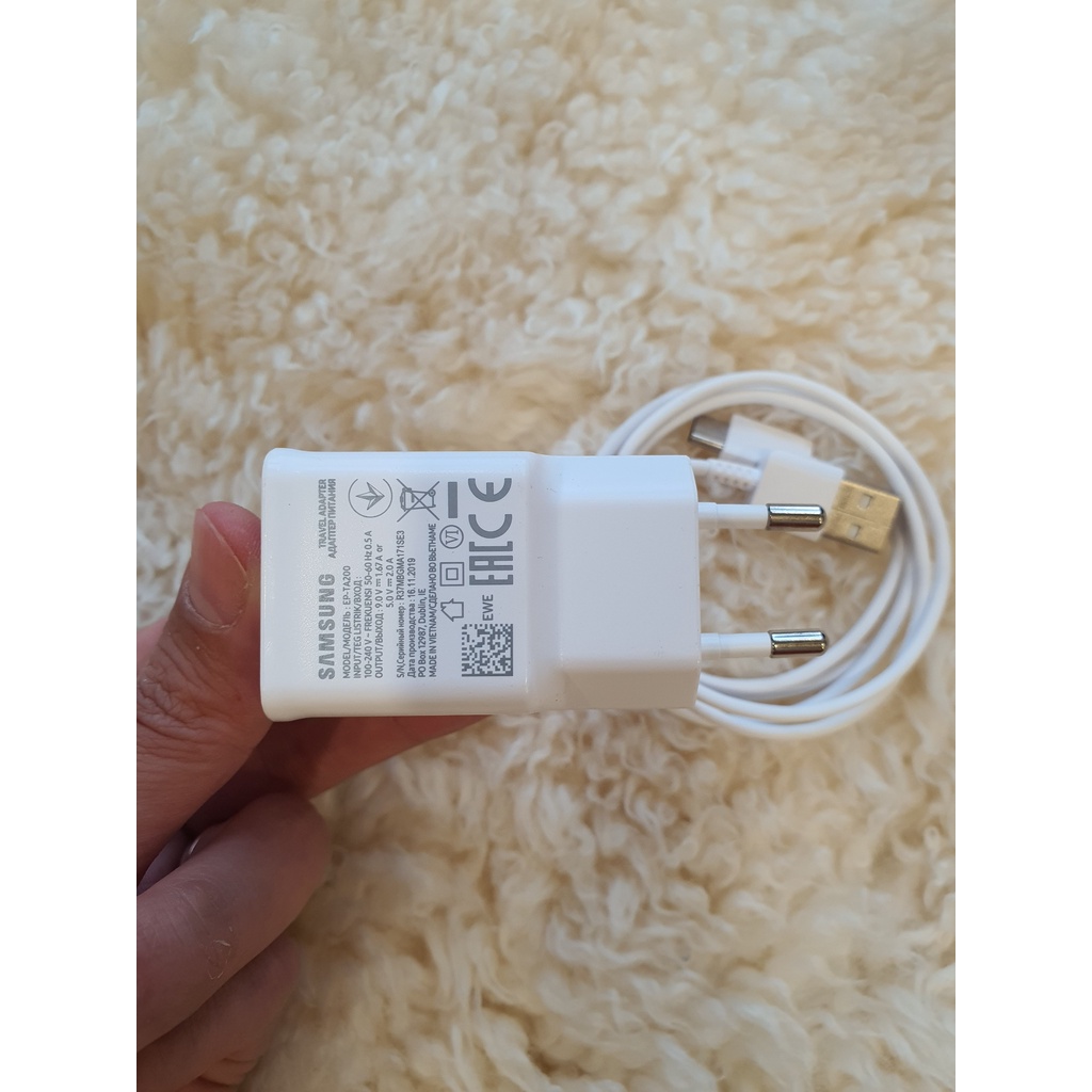 Bộ Sạc Nhanh Cho Các Dòng Điện Thoại Samsung Chân Type C EP-TA200