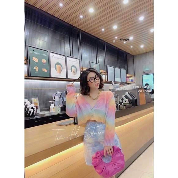 Áo khoác len croptop loang màu cầu vồng cổ V dài tay bo gài 3 nút TT0908