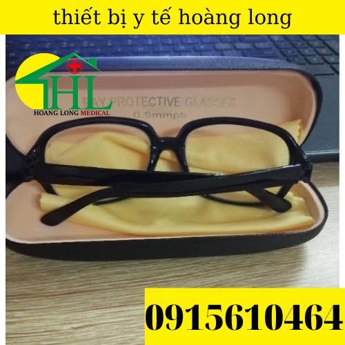 Kính mắt chì dùng cho phòng X quang