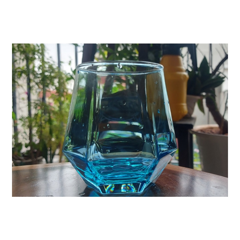 Ly Thủy tinh nhiều mầu sắc sang trọng,phong cách tây âu