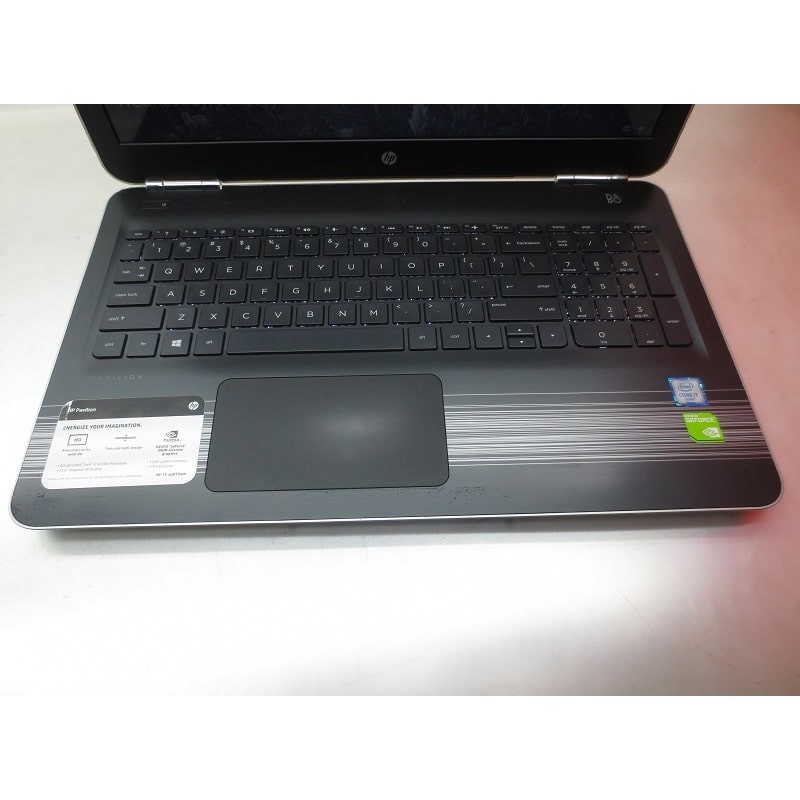 Laptop Cũ HP Pavilion 15-AU010WM/ CPU Core i7-6500U Ram 8GB/ Ổ Cứng SSD 240GB/ VGA NVIDIA GeForce 940MX/ LCD 15.6'' inch