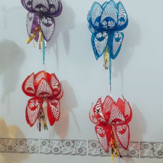 Đèn Trung thu giấy kiếng hình hoa sen