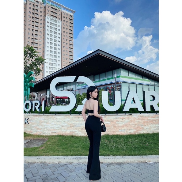 Jumpsuits Ống Loe Hỡ Lưng Khoét Eo
