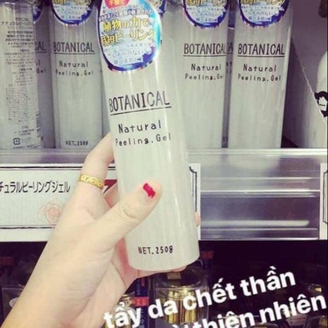 Tẩy da chết Botanical