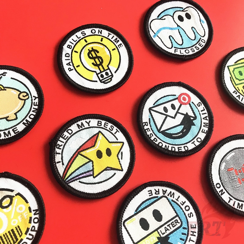 Set 1 / 3 Miếng Vá Ủi Quần Áo Hình Bàn Ủi 4.8cm