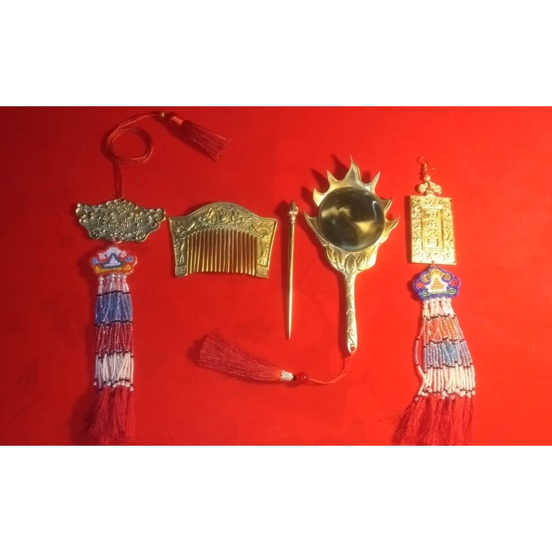 Kim tòng phụ kiện