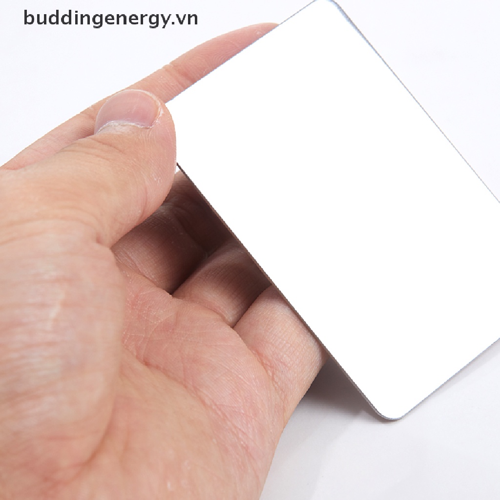 Cọ Trang Điểm Tán Nền Thép Không Gỉ