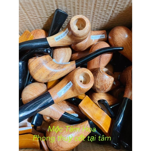 Tau gỗ chuôi sừg, bao hàng, để giá giao lưu