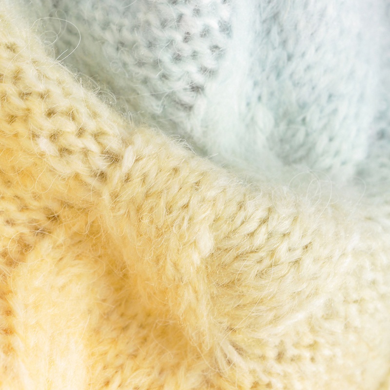 Áo Khoác Cardigan Dệt Kim Tay Dài Cổ Chữ V Phối Nút Màu Cầu Vồng Xinh Xắn Cho Nữ