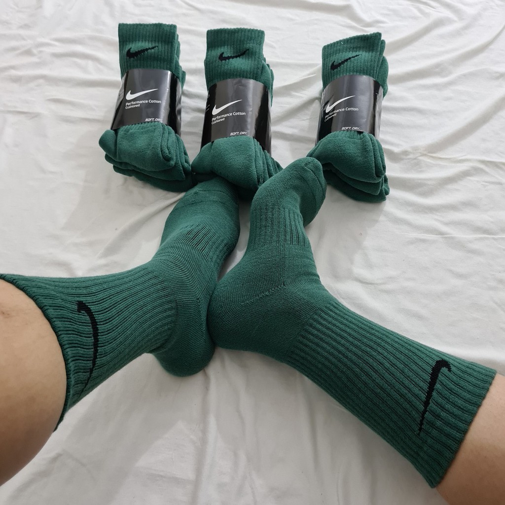 Pack 3 đôi tất thể thao Nike cao cổ màu Green Mã 1 - Free ship + Quà tặng Loved socks by TatsTats.vn