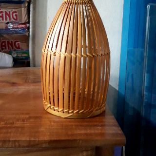Đèn nơm tre